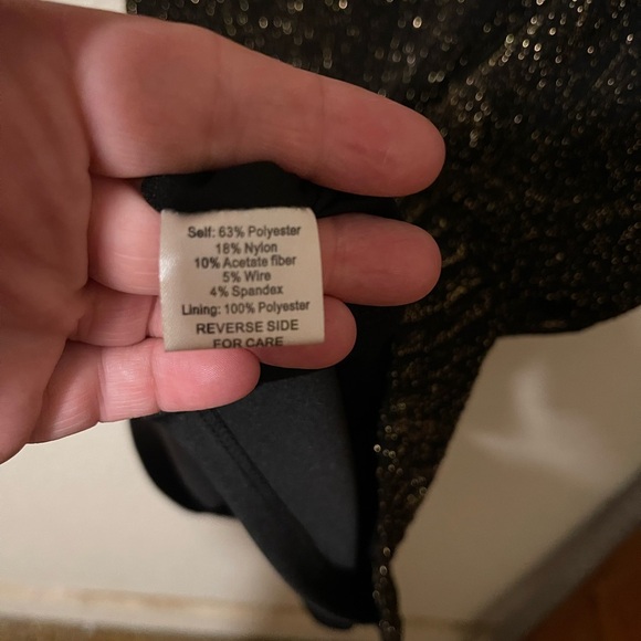 Alexia Admor Black and Gold Long Sleeve Dress - Picture 3 of 8